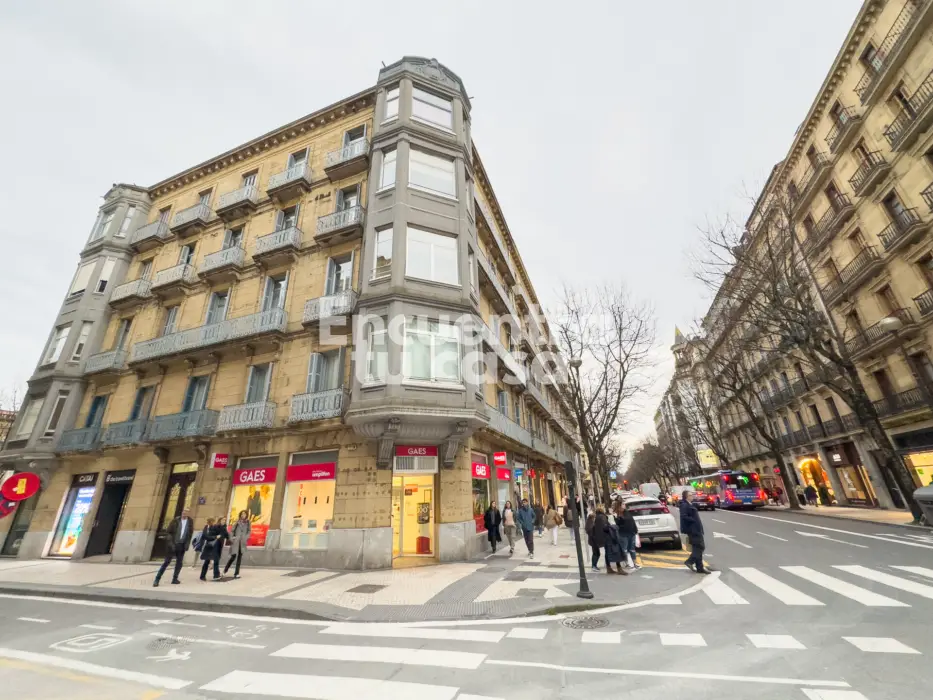 vistas-Piso-en-venta-san-martin-san-sebastian-donostia-centro-611-inmobiliaria-encuentratucasa-es