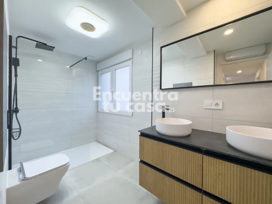 Casa-en-venta-en-Inmobiliaria-Encuentra-tu-casa-Alicante-Encuentratucasa-687