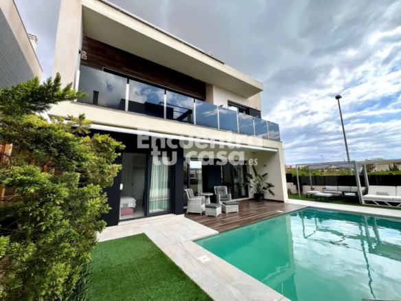 Chalet-en-venta-en-Inmobiliaria-Encuentra-tu-casa-Orihuela-Alicante-Encuentratucasa-662