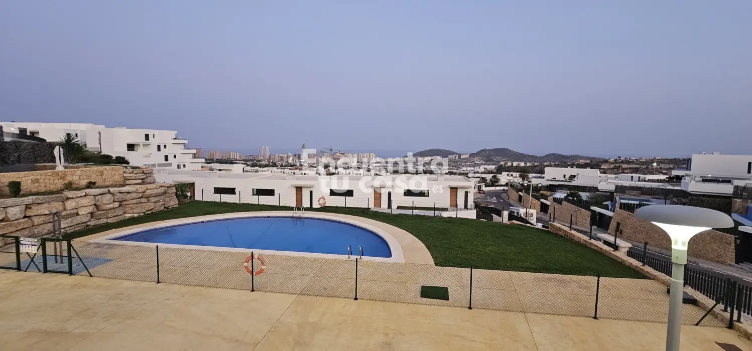Piso-adosado-en-venta-en-Inmobiliaria-Encuentra-tu-casa-Finestrat-Alicante-Encuentratucasa-690