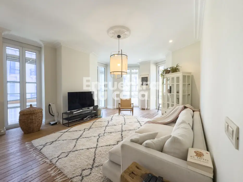 Piso-en-venta-en-centro-San-Sebastian-Inmobiliaria-Encuentra-tu-casa-Donostia-Guipuzcoa-Pais-Vasco-Encuentratucasa-803