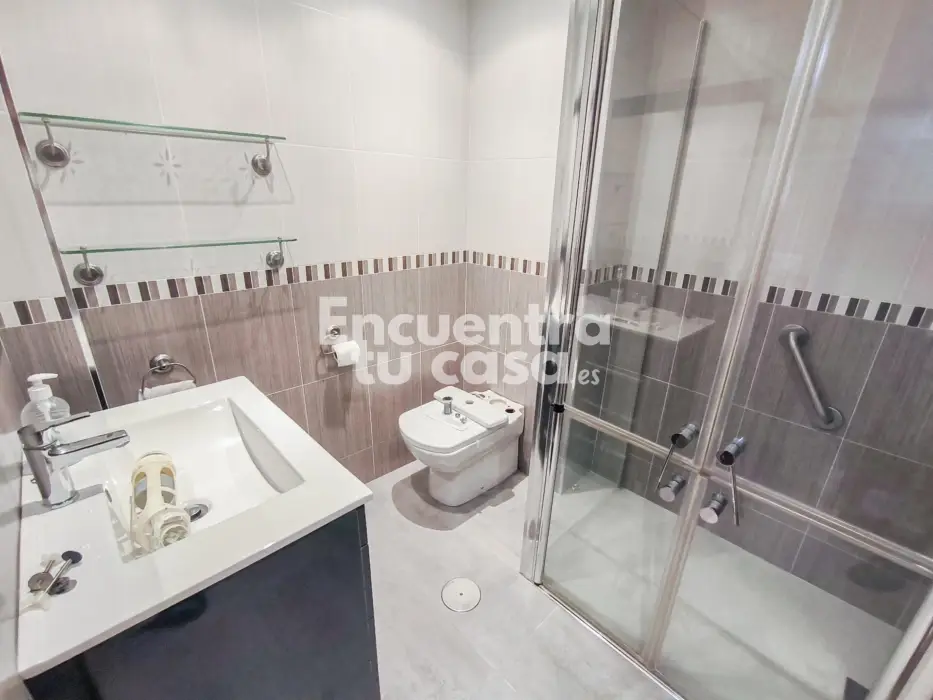 Piso-en-venta-en-Benidorm-Inmobiliaria-Encuentra-tu-casa-Alicante-Encuentratucasa-860